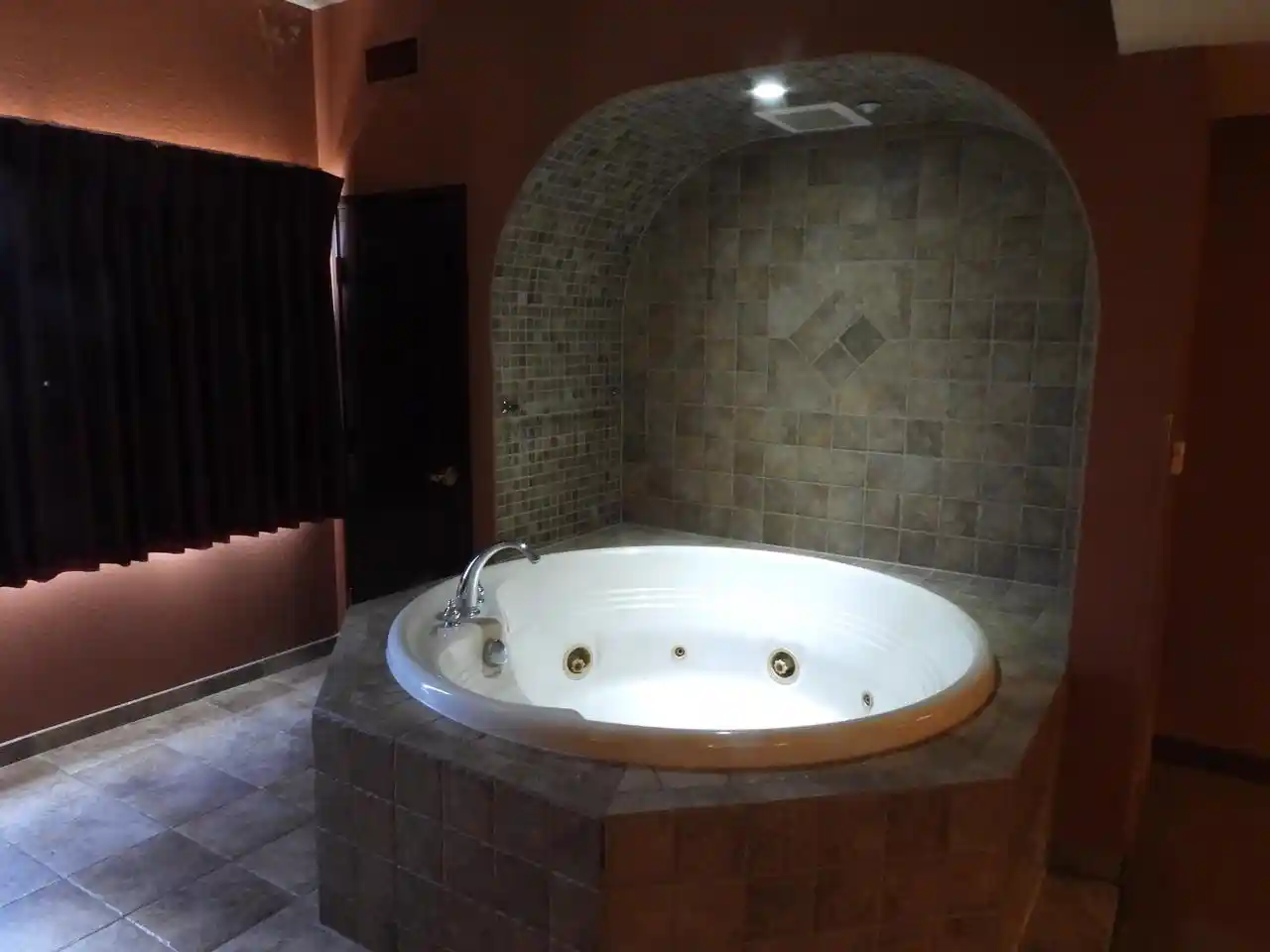 Photo 3 of Condo for sale at 2411 River Rd #2514, Wisconsin Dells, WI 53965 | MLS# 2032392 | Listing updated on 2026-09-14