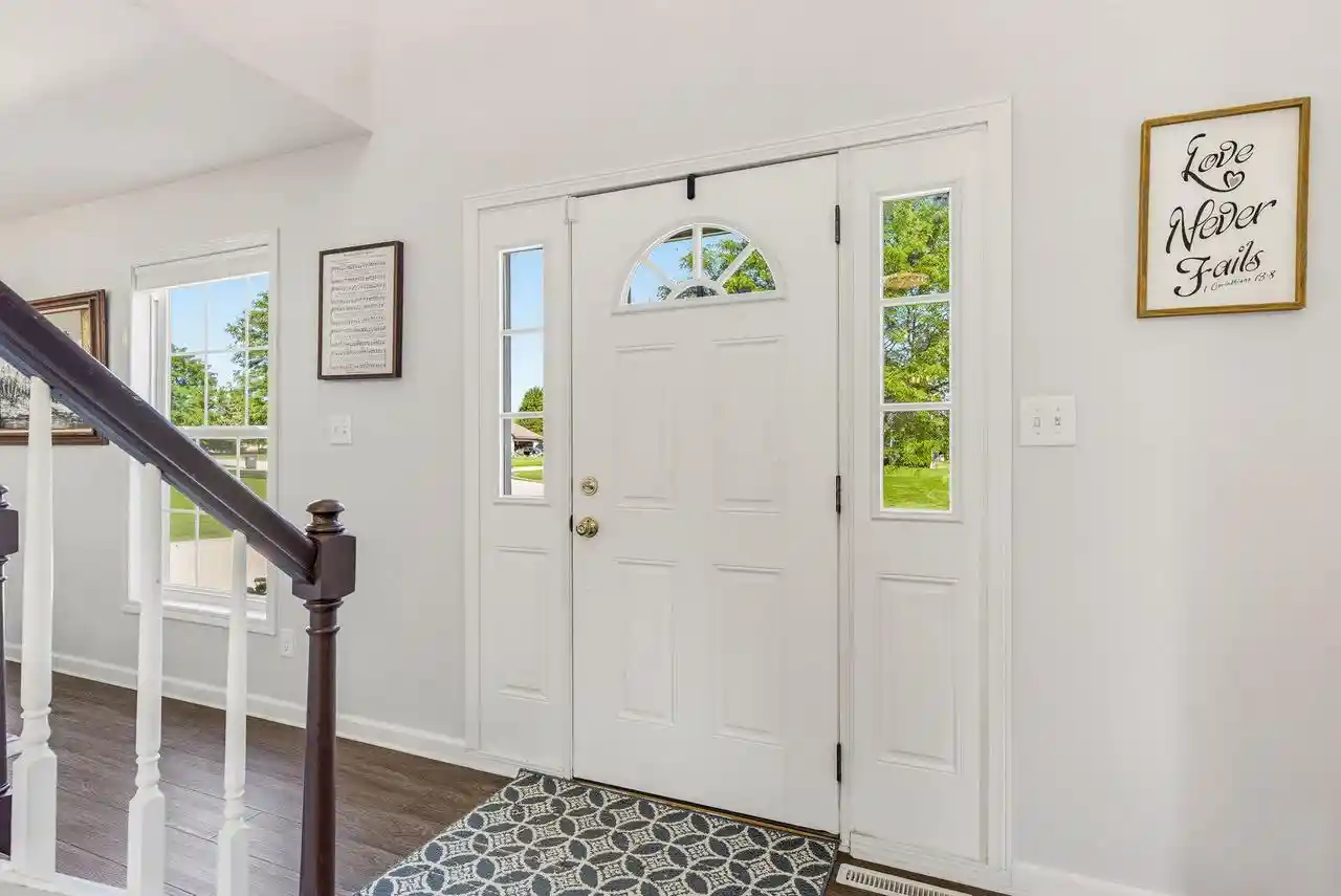 Photo 2 of Single family home for sale at 4645 W Sherwood Dr, Franklin, WI 53132 | MLS# 1980001 | Listing updated on 2026-09-23