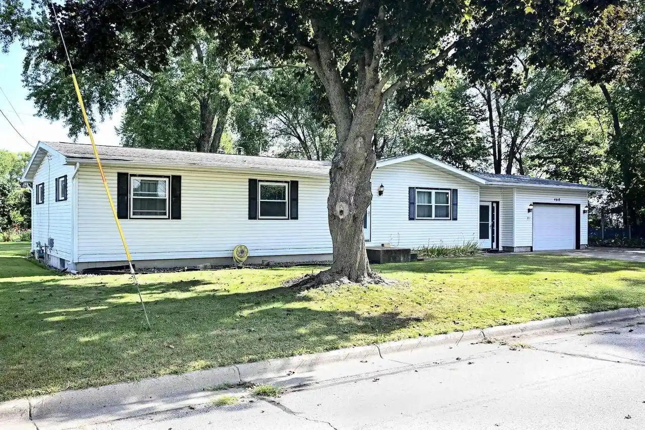 Photo 1 of Single family home for sale at 4618 5th Street W St, Winona, MN 55987 | MLS# 1980006 | Listing updated on 2026-10-02