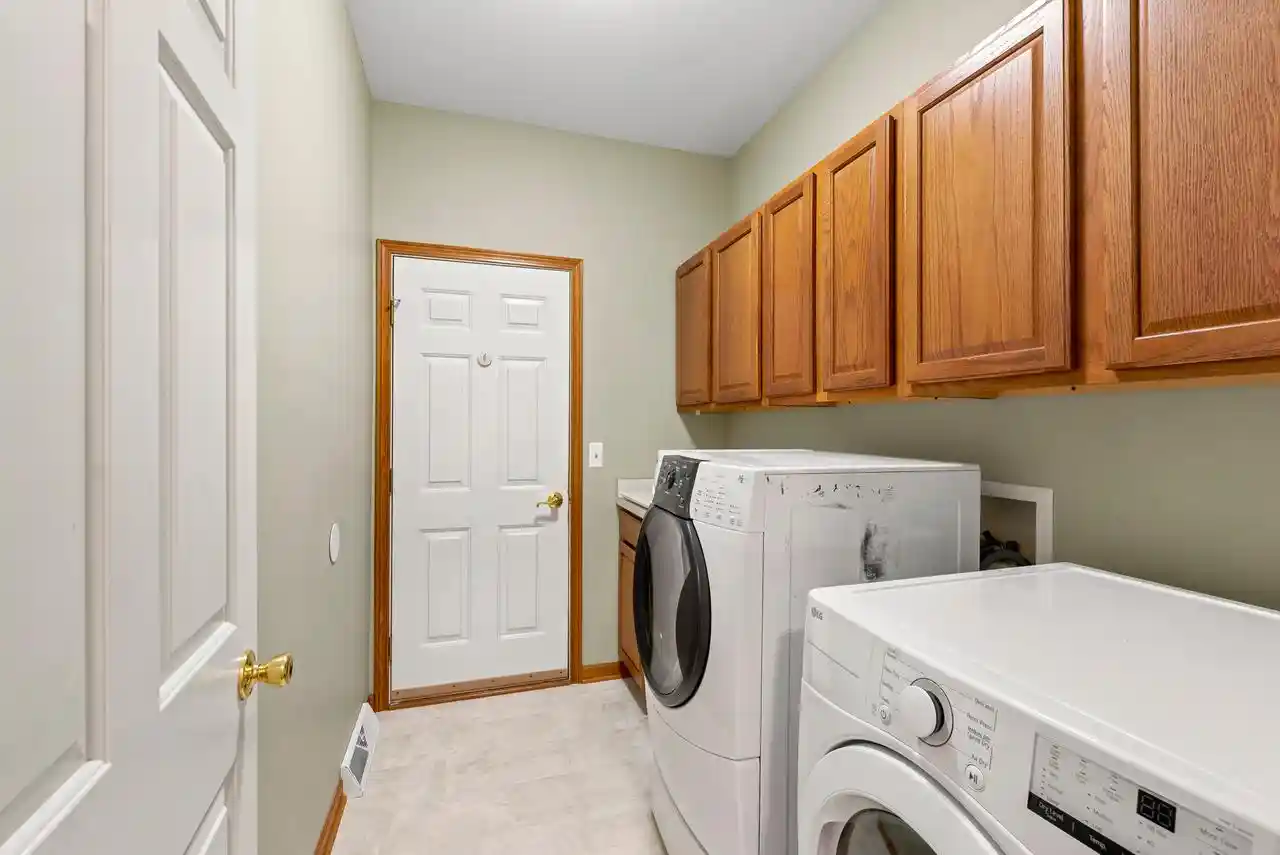 Photo 2 of Condo for sale at 994 Niagara Ct, Port Washington, WI 53074 | MLS# 1980007 | Listing updated on 2026-09-30