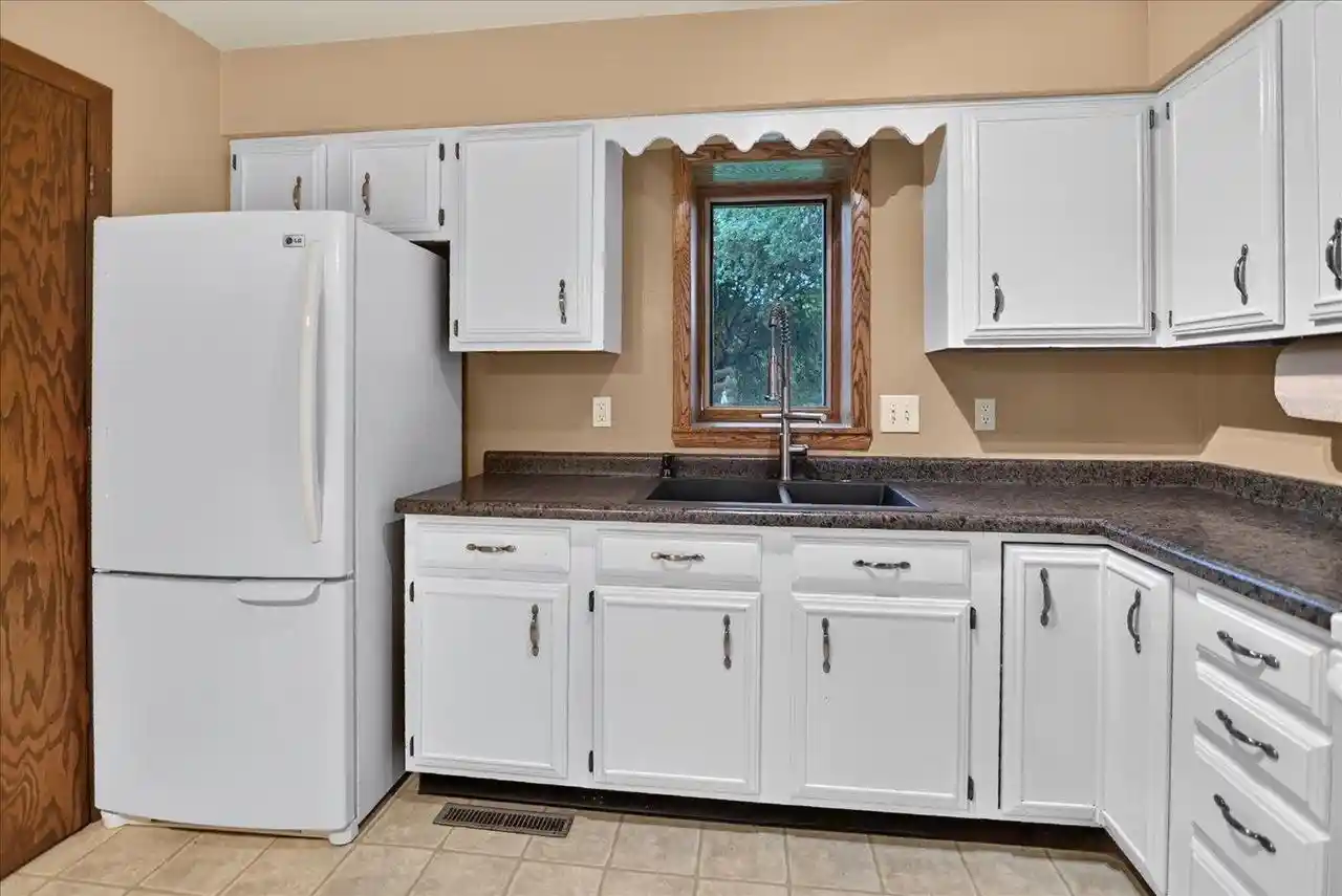 Photo 3 of Single family home for sale at 1733 Hildebrandt St, Stoughton, WI 53589 | MLS# 2032393 | Listing updated on 2026-09-17