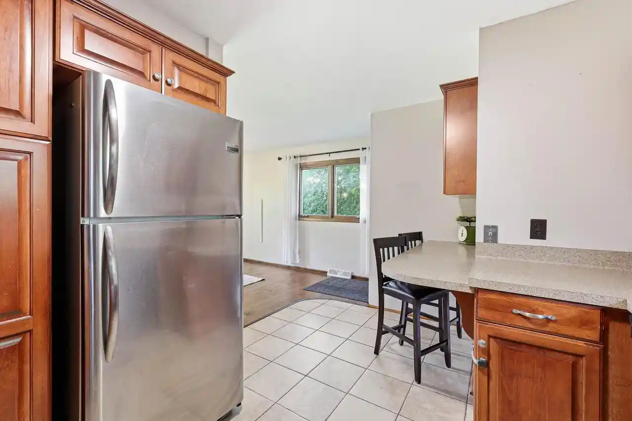 Photo 2 of Single family home for sale at 1931 Sky Ranch Ave, Oshkosh, WI 54904 | MLS# 50332436 | Listing updated on 2026-09-13