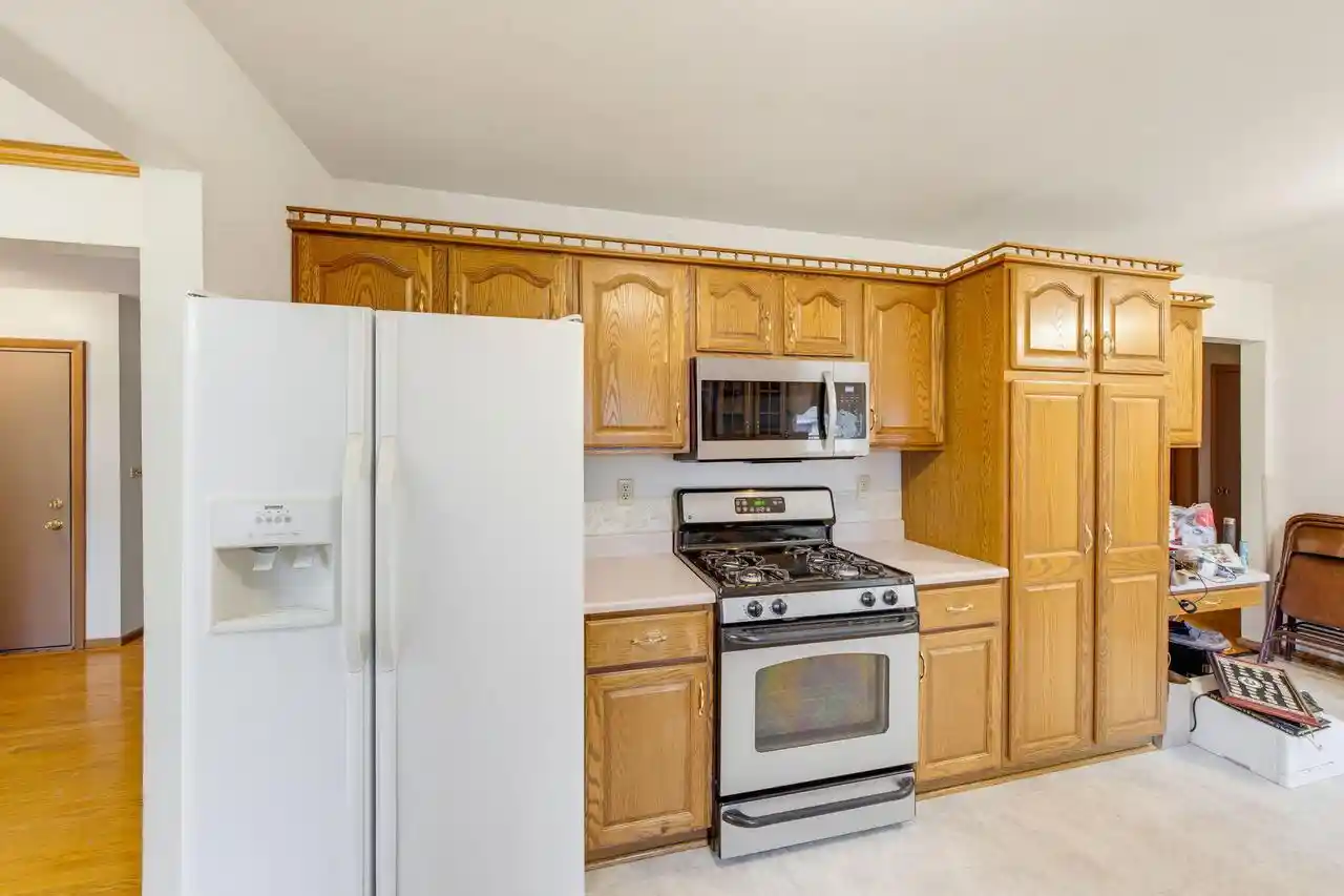 Photo 3 of Sale Pending at 5856 S New York Ave, Cudahy, WI 53110 | MLS# 1980017 | Listing updated on 2026-09-14