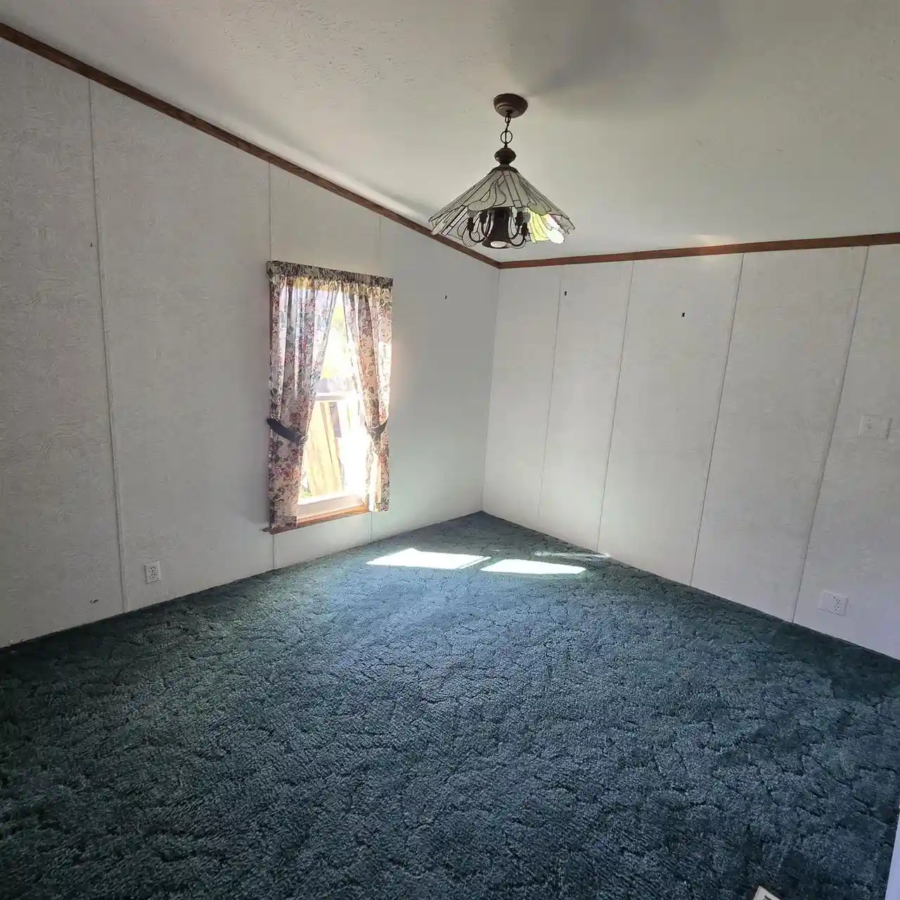 Photo 3 of Single family home for sale at N1273 R 3 Dr, Menominee, MI 49858 | MLS# 50332441 | Listing updated on 2026-09-15
