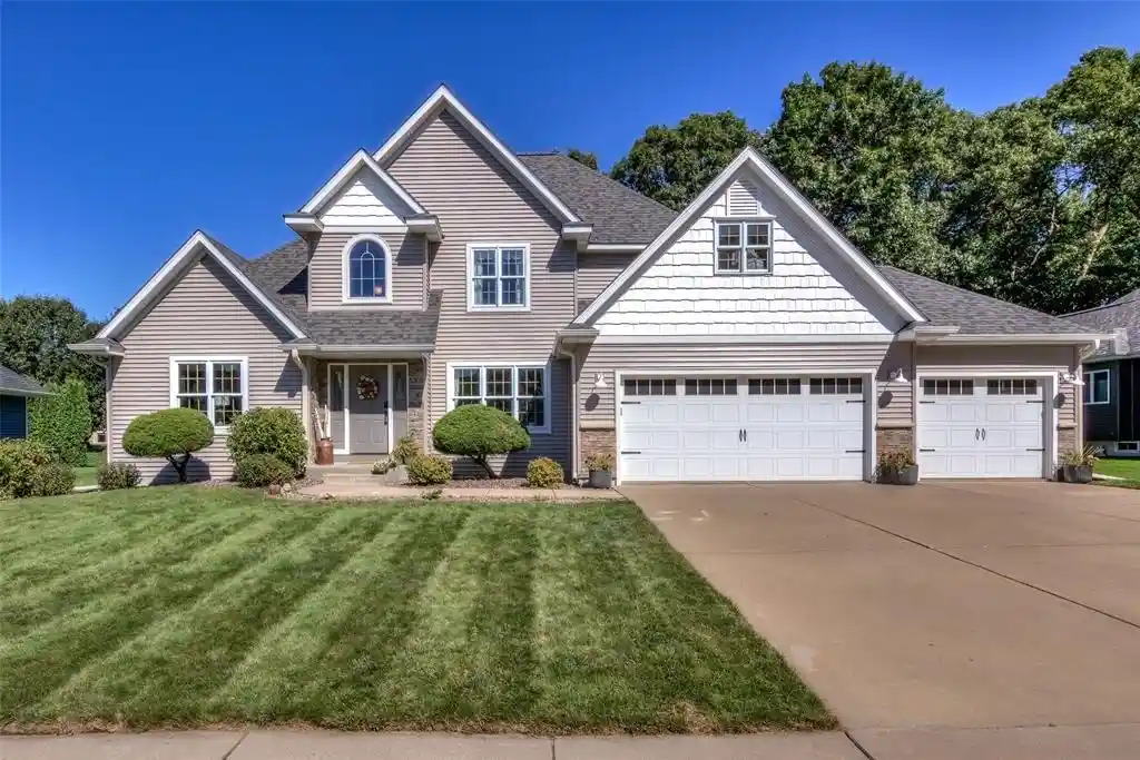 Photo 1 of Single family home for sale at 3208 Tiburon Dr, Eau Claire, WI 54701 | MLS# 1605000 | Listing updated on 2026-09-13