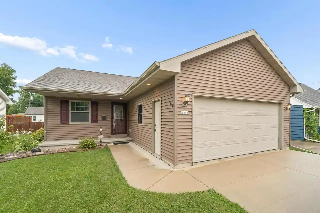 Photo 1 of Single family home for sale at 1413 Bowen St, Oshkosh, WI 54901 | MLS# 50332432 | Listing updated on 2026-09-16