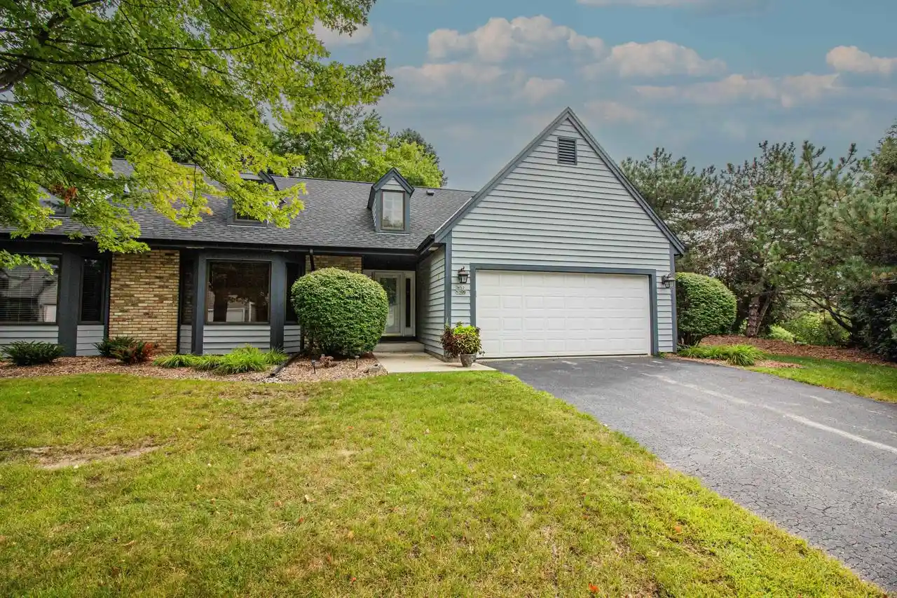 Photo 1 of Condo for sale at W52n106 Pioneer Ct #B, Cedarburg, WI 53012 | MLS# 1980028 | Listing updated on 2026-09-15