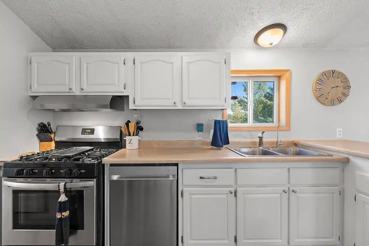 Photo 3 of Single family home for sale at N2542 County Rd F, Pulaski, WI 54162 | MLS# 50332444 | Listing updated on 2026-09-11