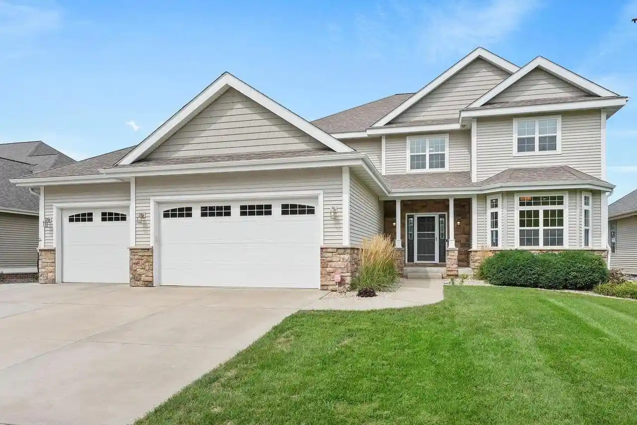 Photo 1 of Single family home for sale at 1418 Blue Ridge Trl, Waunakee, WI 53597 | MLS# 2032400 | Listing updated on 2026-09-21