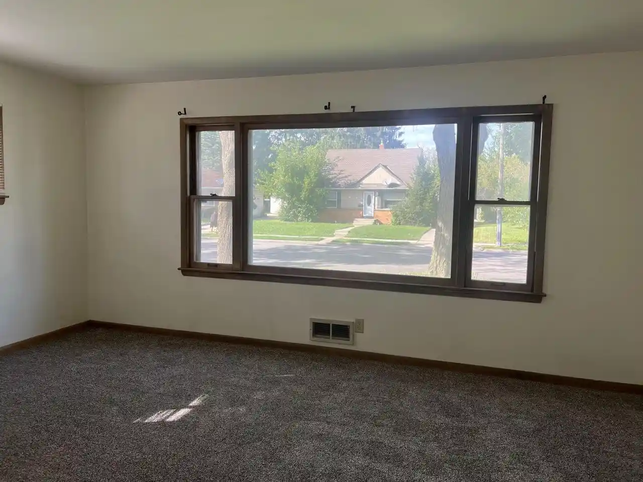 Photo 1 of Multi family home for sale at 505 Gascoigne Dr #507, Waukesha, WI 53188 | MLS# 1980033 | Listing updated on 2026-09-14