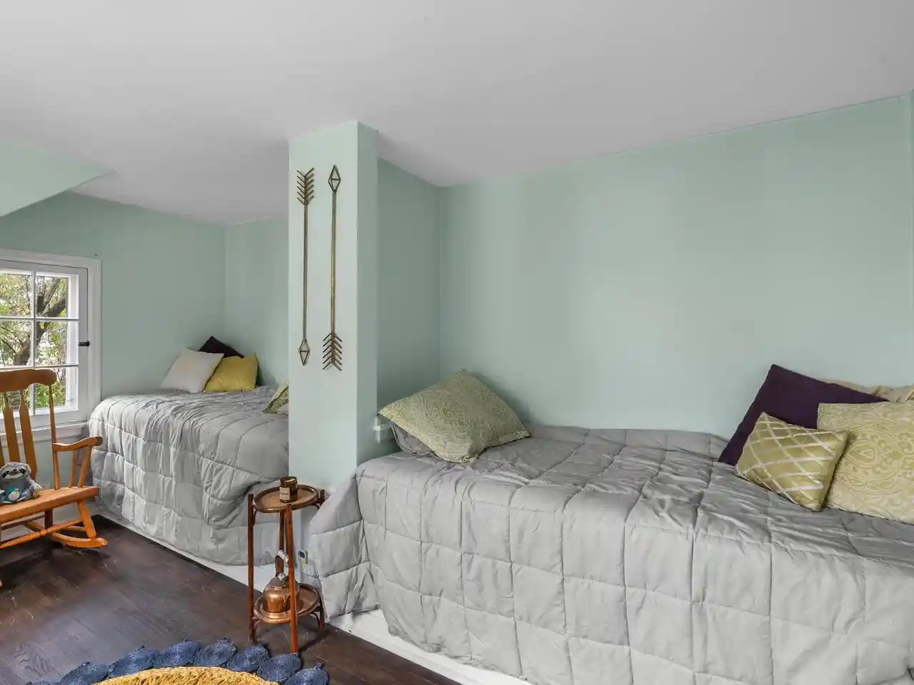 Photo 2 of Single family home for sale at 1009 Waldo Blvd, Manitowoc, WI 54220 | MLS# 1980035 | Listing updated on 2026-10-02