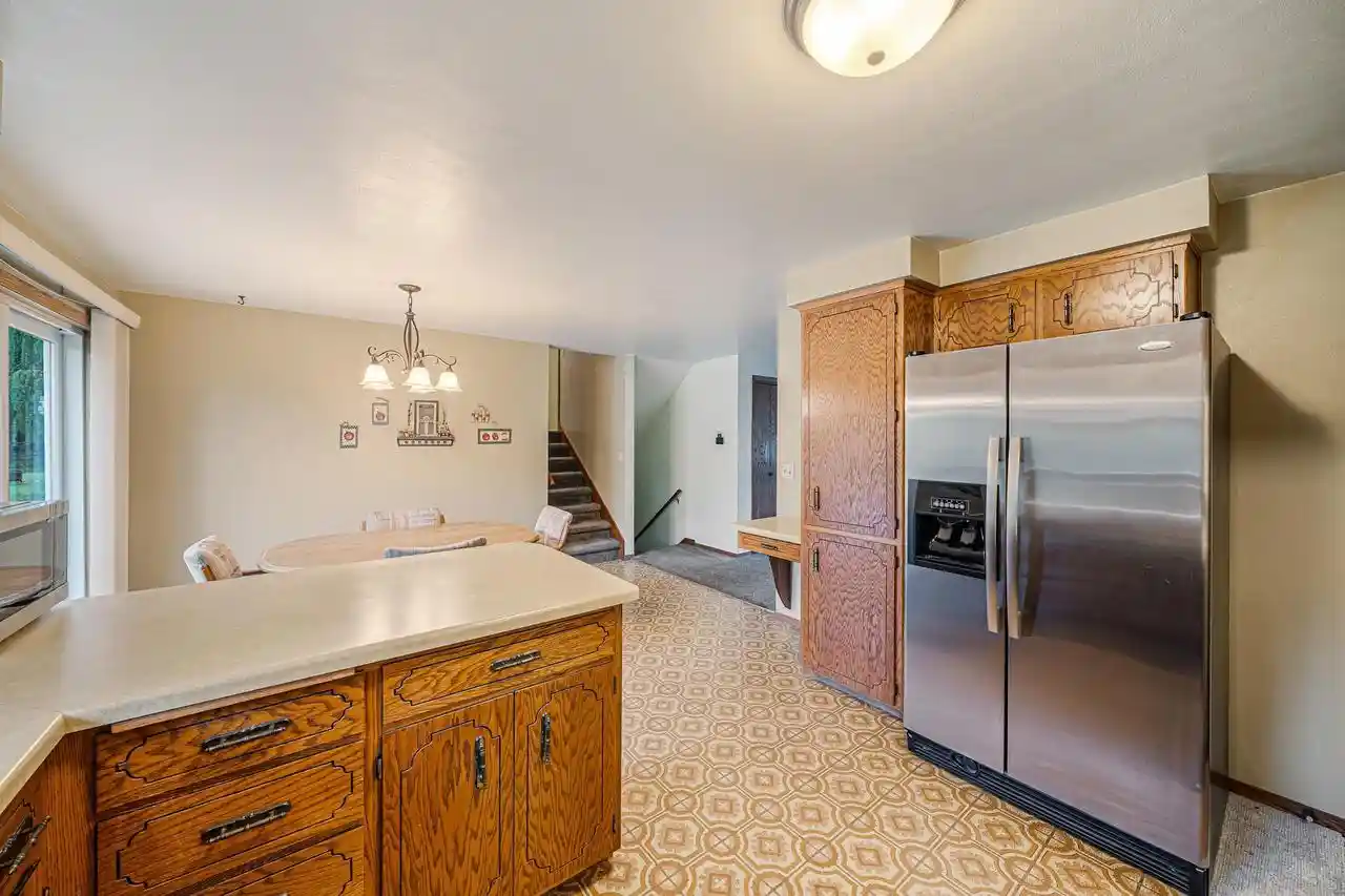 Photo 3 of Single family home for sale at 2824 Sullivan Ave, Kaukauna, WI 54130 | MLS# 50332408 | Listing updated on 2026-09-18