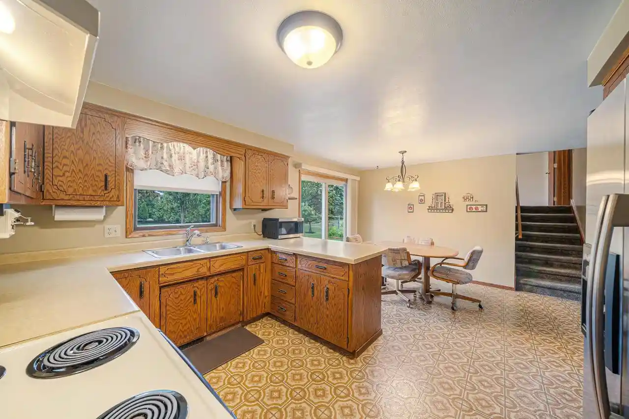 Photo 4 of Single family home for sale at 2824 Sullivan Ave, Kaukauna, WI 54130 | MLS# 50332408 | Listing updated on 2026-09-18