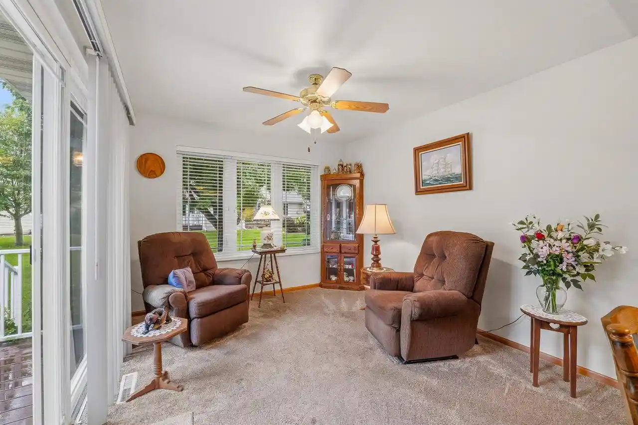 Photo 2 of Condo for sale at 456 Wyldewood Dr #B, Oshkosh, WI 54904 | MLS# 50332452 | Listing updated on 2026-09-16