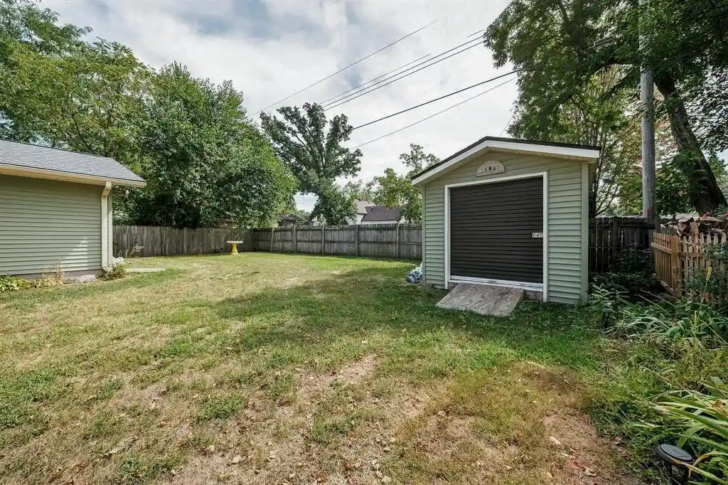 Photo 3 of Single family home for sale at 1711 Hayden Ave, Altoona, WI 54720 | MLS# 1604596 | Listing updated on 2026-09-15