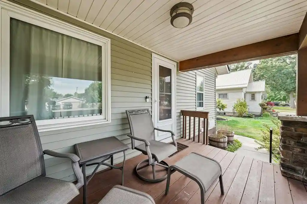 Photo 4 of Single family home for sale at 1711 Hayden Ave, Altoona, WI 54720 | MLS# 1604596 | Listing updated on 2026-09-15
