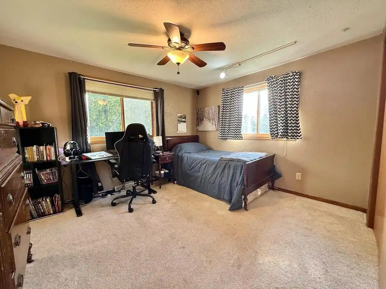 Photo 3 of Single family home for sale at 2829 Sheldon Dr, Oshkosh, WI 54904 | MLS# 50332421 | Listing updated on 2026-09-15