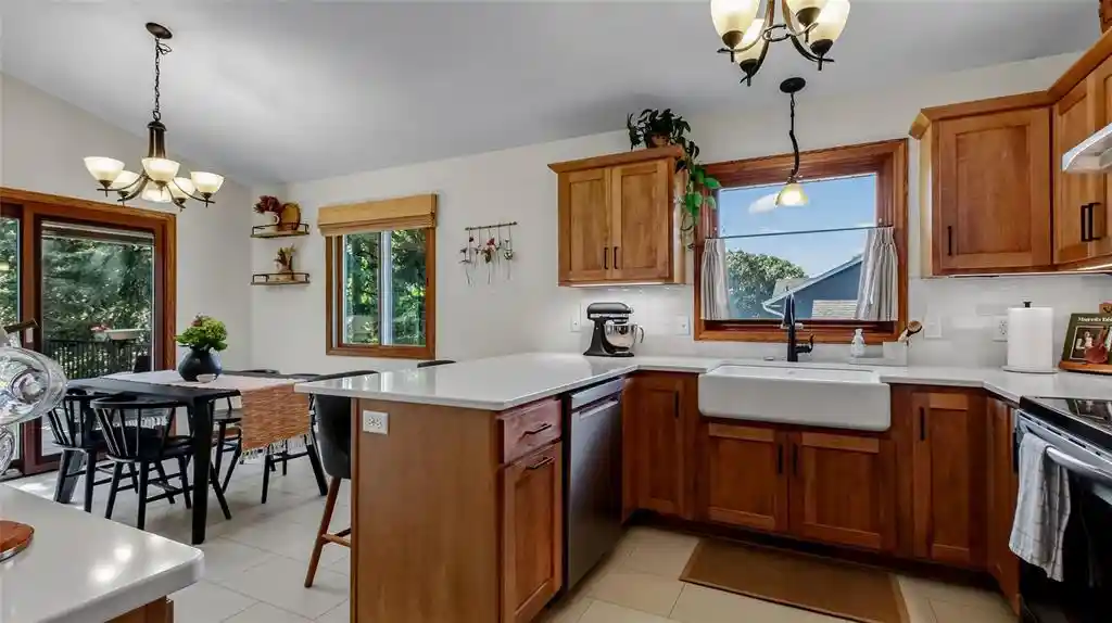 Photo 2 of Single family home for sale at 3309 S Pointe Ct, Eau Claire, WI 54701 | MLS# 1605029 | Listing updated on 2026-09-16