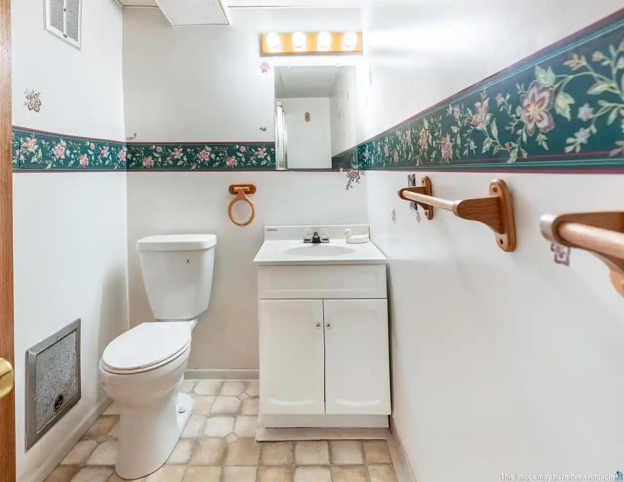 Photo 2 of Single family home for sale at 503 W 12th Street, Washburn, WI 54891 | MLS# 6127890 | Listing updated on 2026-09-10