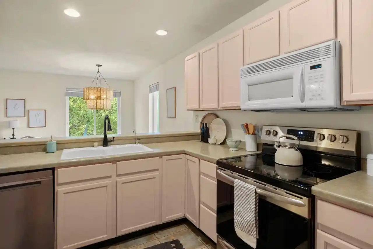 Photo 2 of Condo for sale at 1328 Carpenter St, Madison, WI 53704 | MLS# 2032409 | Listing updated on 2026-09-17
