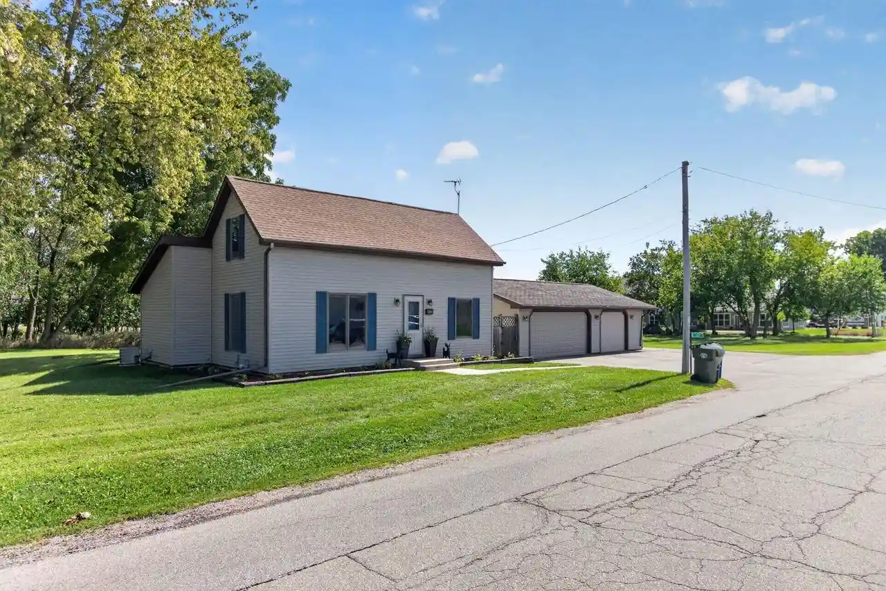 Single family home for sale at 317 S 5th Avenue, Winneconne, WI 54986 | MLS# 50332456