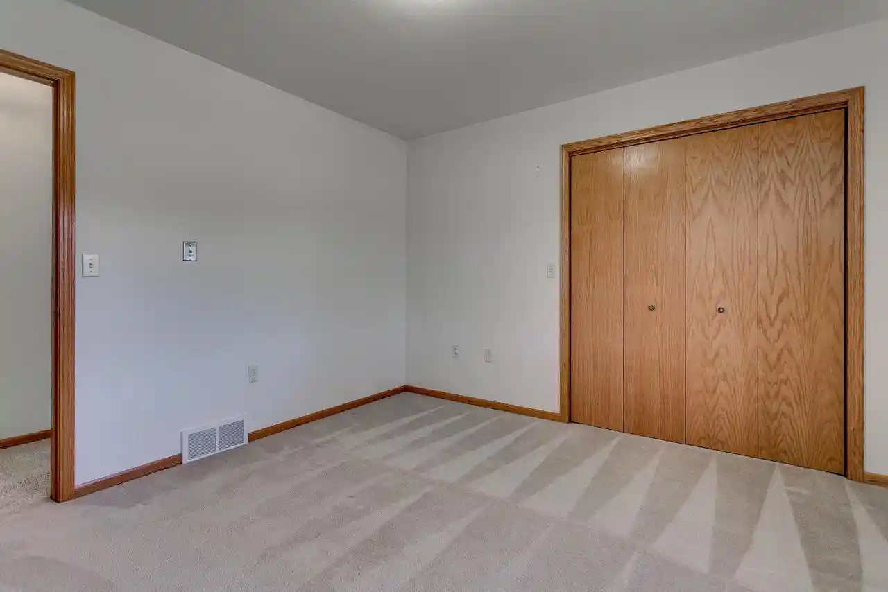 Photo 3 of Single family home for sale at 8826 N Clayton Ave, Neenah, WI 54956 | MLS# 50332458 | Listing updated on 2026-09-21