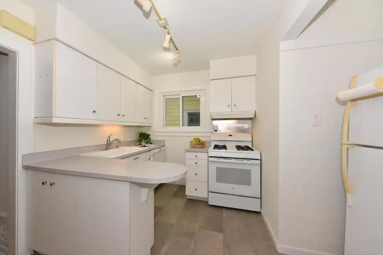Photo 3 of Single family home for sale at 2108 E Jarvis St, Milwaukee, WI 53211 | MLS# 1980058 | Listing updated on 2026-10-07