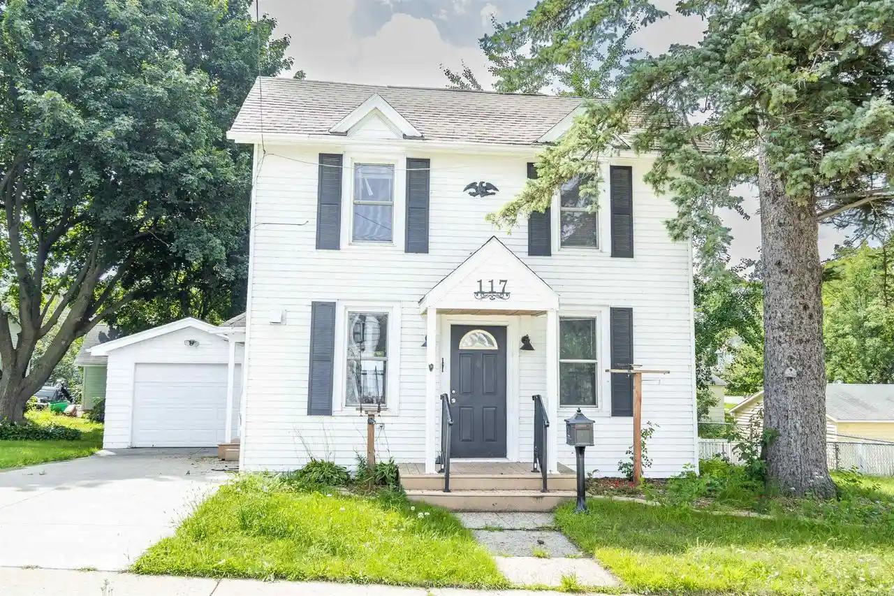 Photo 1 of Single family home for sale at 117 E Milwaukee St, Stoughton, WI 53589 | MLS# 2032418 | Listing updated on 2026-09-17