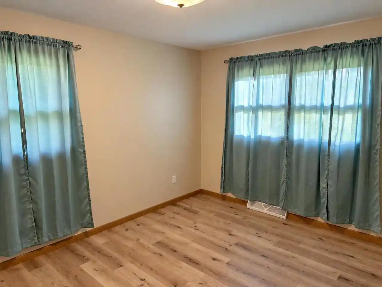 Photo 19 of Single family home for sale at 712 10th Avenue, New Glarus, WI 53574 | MLS# 2032417 | Listing updated on 2026-09-15