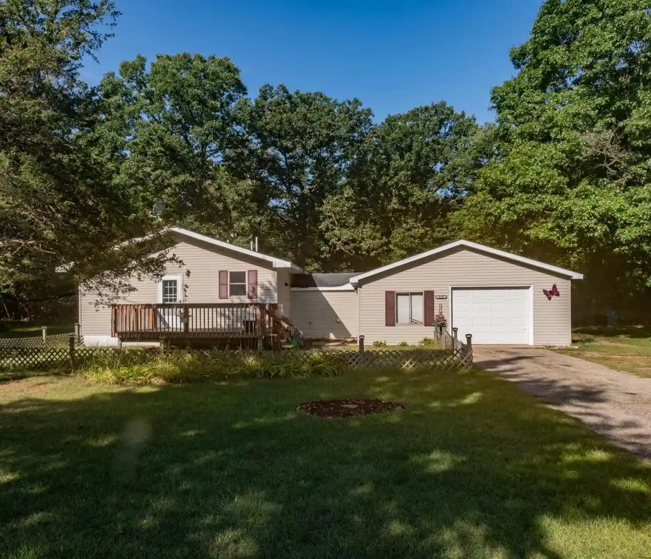 Photo 1 of Single family home for sale at 453 N 2nd Avenue, Redgranite, WI 54970 | MLS# 50332455 | Listing updated on 2026-09-14