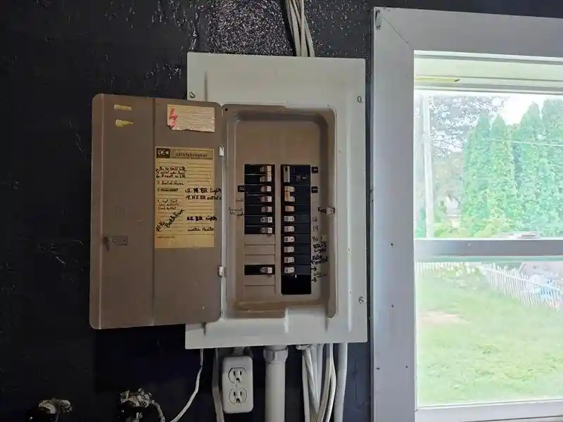 Photo 3 of Single family home for sale at 315 Monroe St, Sheboygan Falls, WI 53085 | MLS# 1980076 | Listing updated on 2026-09-16