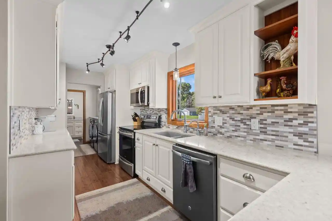 Photo 4 of Single family home for sale at 8388 Oconnells Resort Rd, Winneconne, WI 54986 | MLS# 50332484 | Listing updated on 2026-09-16