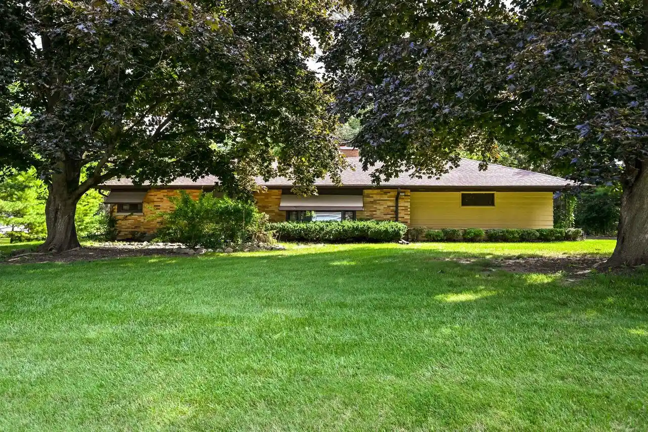 Photo 1 of Single family home for sale at 4520 N 144th Street, Brookfield, WI 53005 | MLS# 1980083 | Listing updated on 2026-09-15