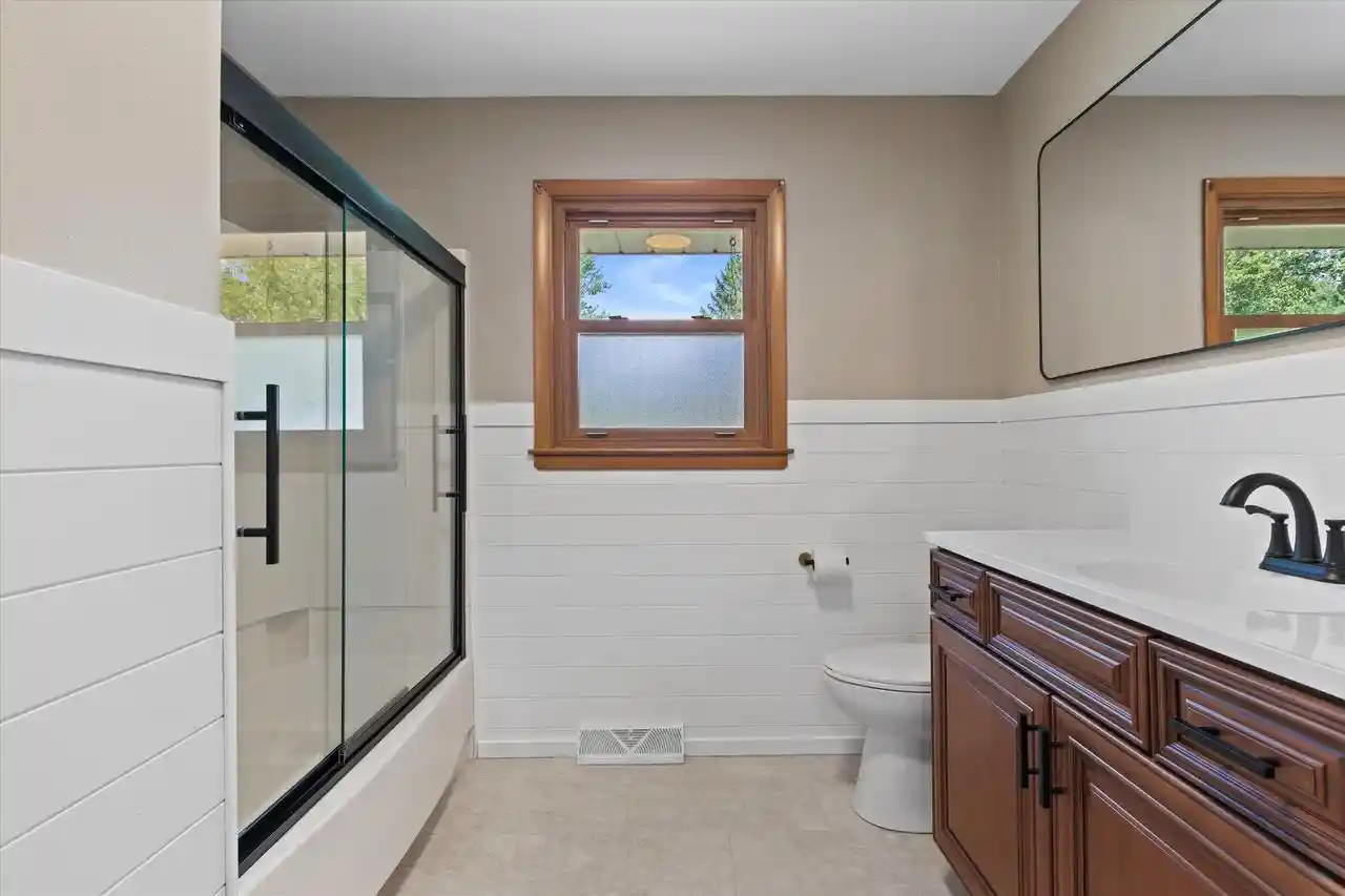 Photo 3 of Single family home for sale at W140 Belleview Ave, Oconomowoc, WI 53066 | MLS# 1980089 | Listing updated on 2026-09-14
