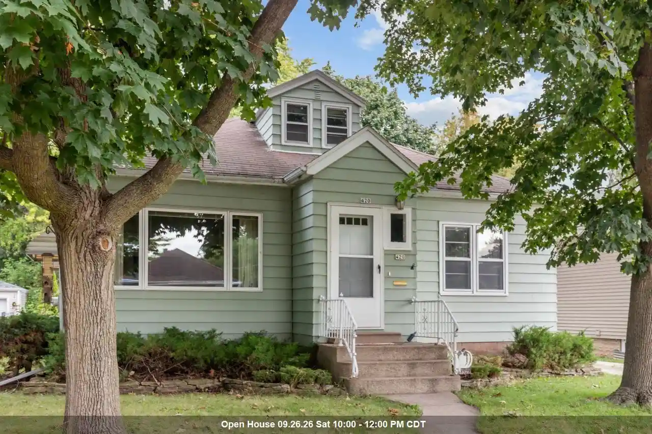 Photo 1 of Single family home for sale at 420 Annex Ave, Oshkosh, WI 54901 | MLS# 50332494 | Listing updated on 2026-09-22