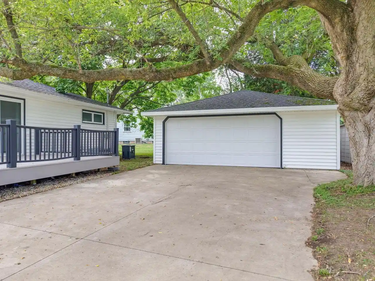 Photo 2 of Single family home for sale at N65w14104 Hazel K Cir, Menomonee Falls, WI 53051 | MLS# 1980090 | Listing updated on 2026-09-10