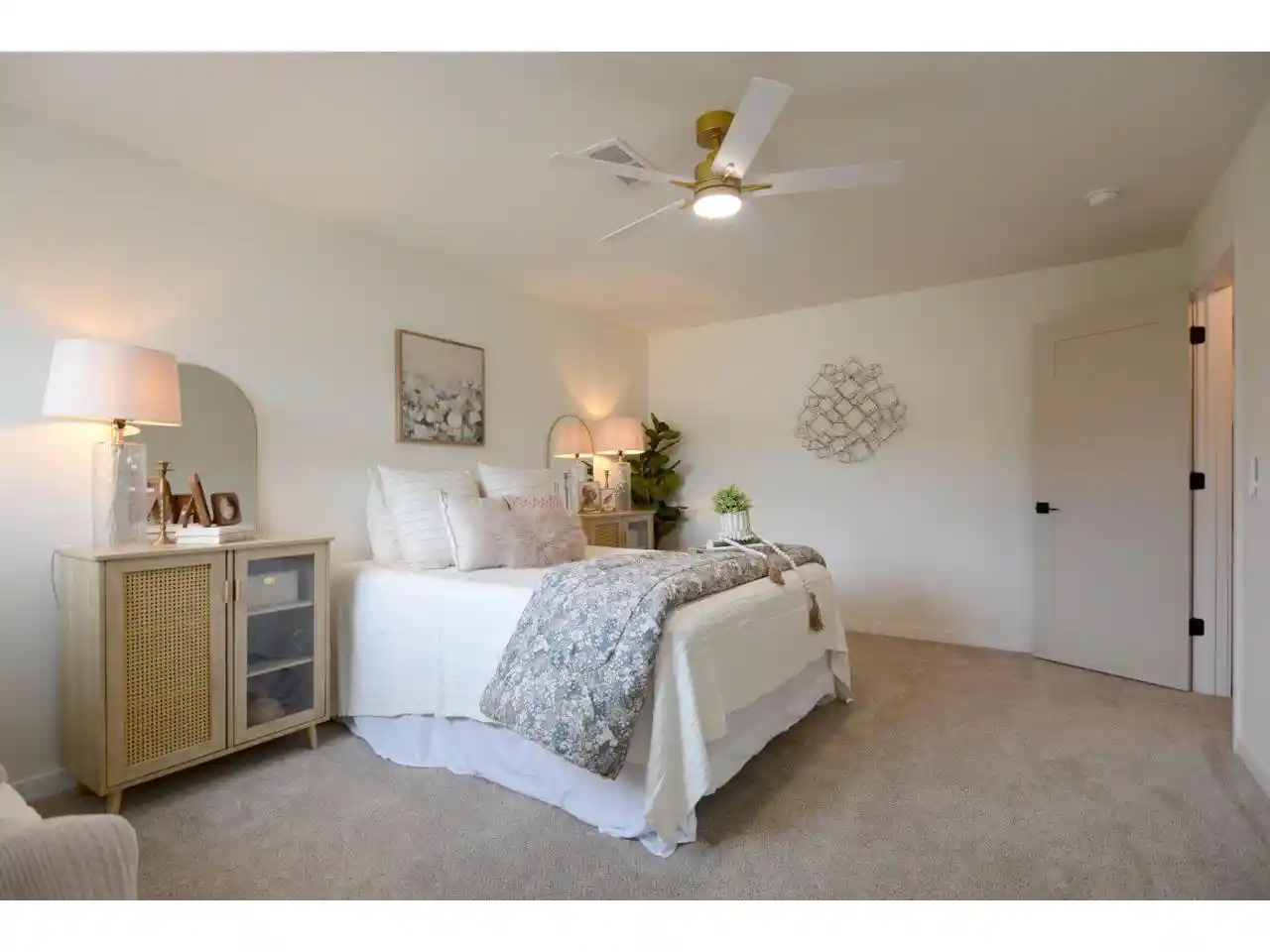 Photo 2 of Condo for sale at 442 East Blf, Madison, WI 53704 | MLS# 2032433 | Listing updated on 2026-09-11