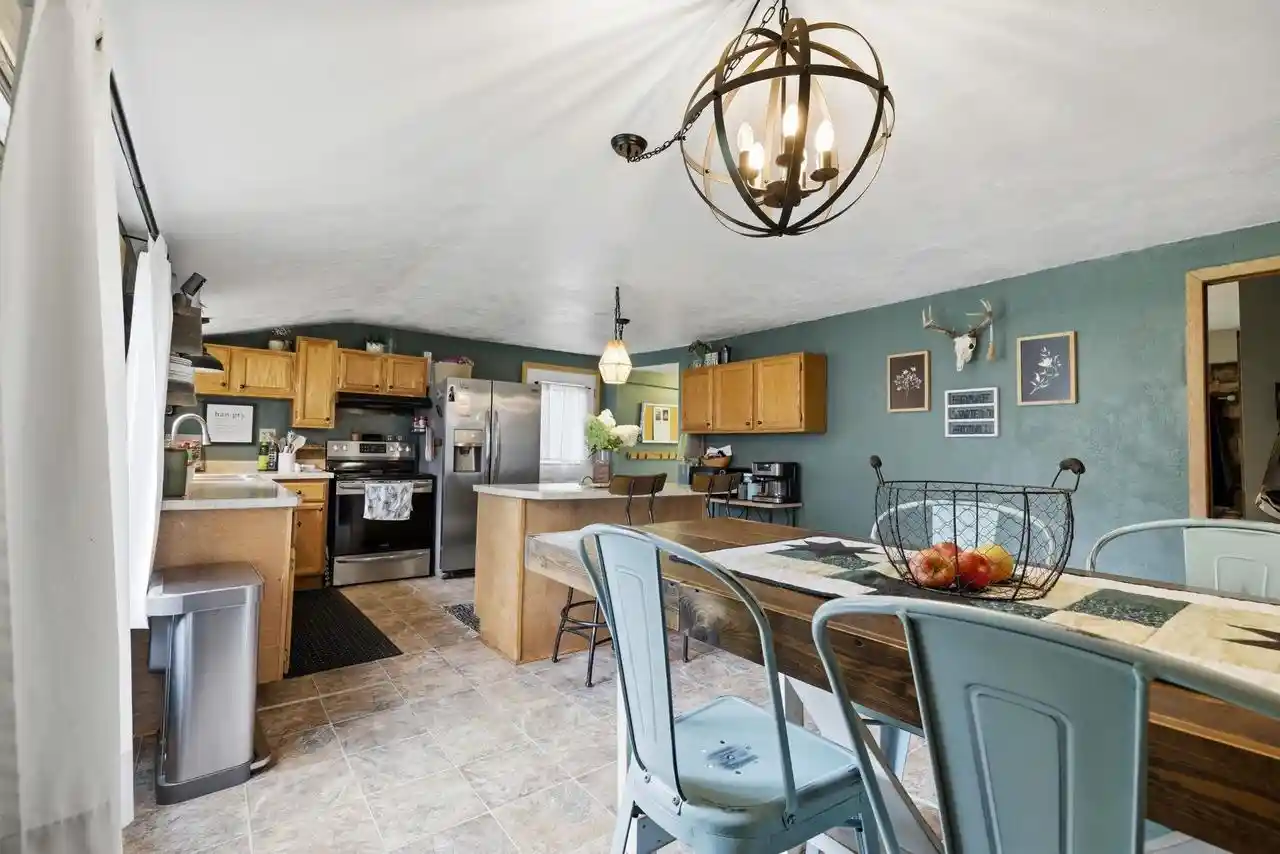 Photo 3 of Single family home for sale at 501 S Pine St, Weyauwega, WI 54983 | MLS# 50332508 | Listing updated on 2026-10-07