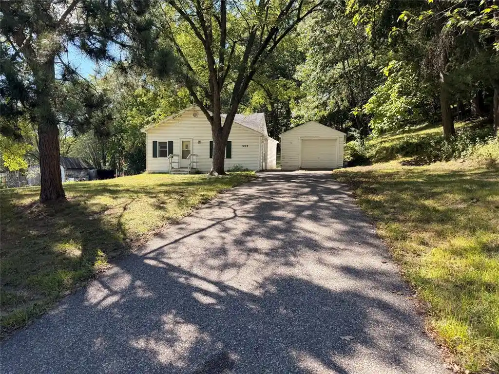 Photo 1 of Single family home for sale at 1028 Essex St, Eau Claire, WI 54703 | MLS# 1604648 | Listing updated on 2026-09-12