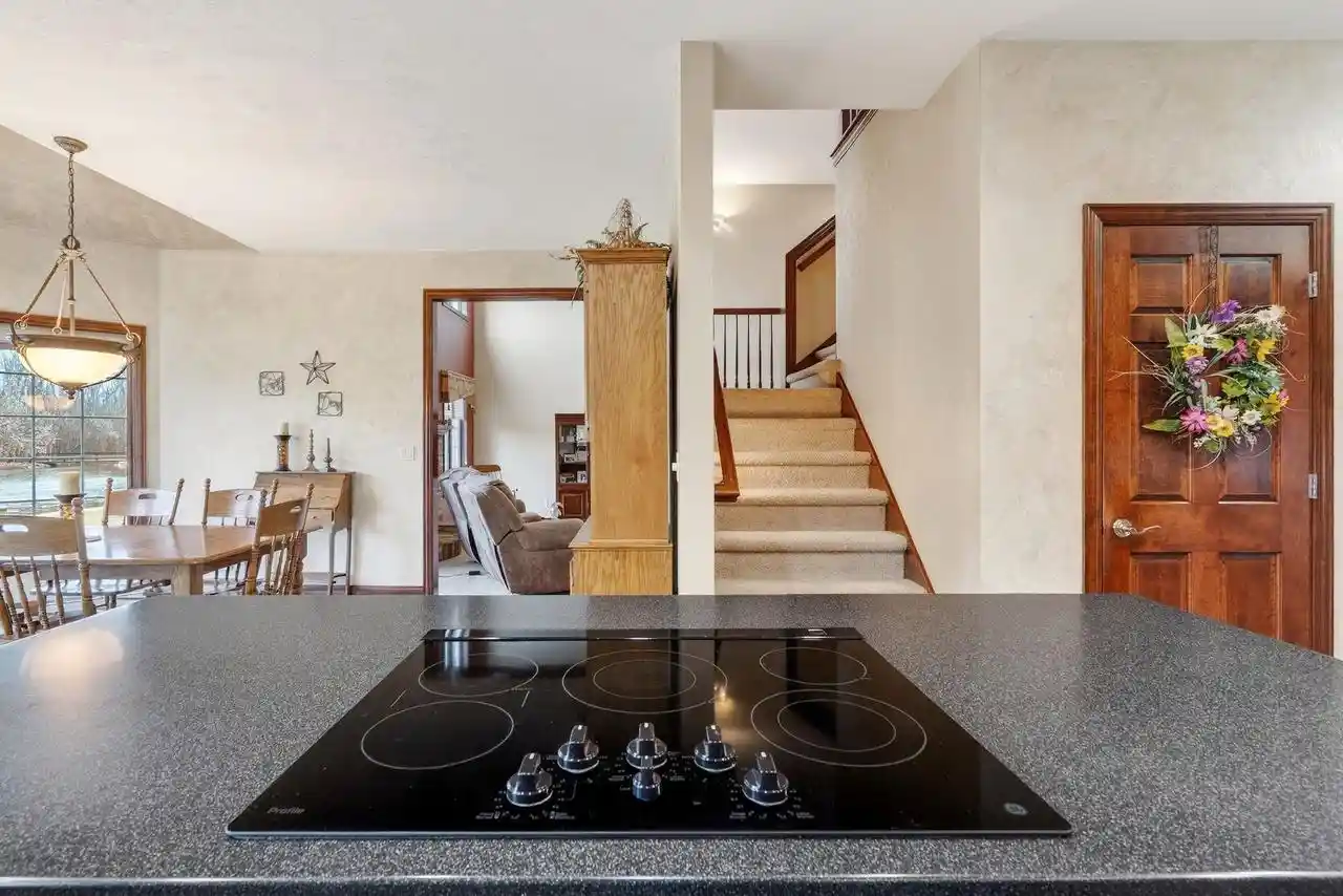 Photo 2 of Single family home for sale at 3025 White Birch St, Kaukauna, WI 54130 | MLS# 50332506 | Listing updated on 2026-09-22