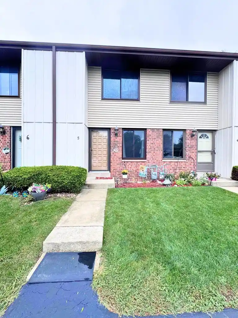 Photo 1 of Condo for sale at 1415 Oakes Rd #5, Mount Pleasant, WI 53406 | MLS# 1980109 | Listing updated on 2026-09-19
