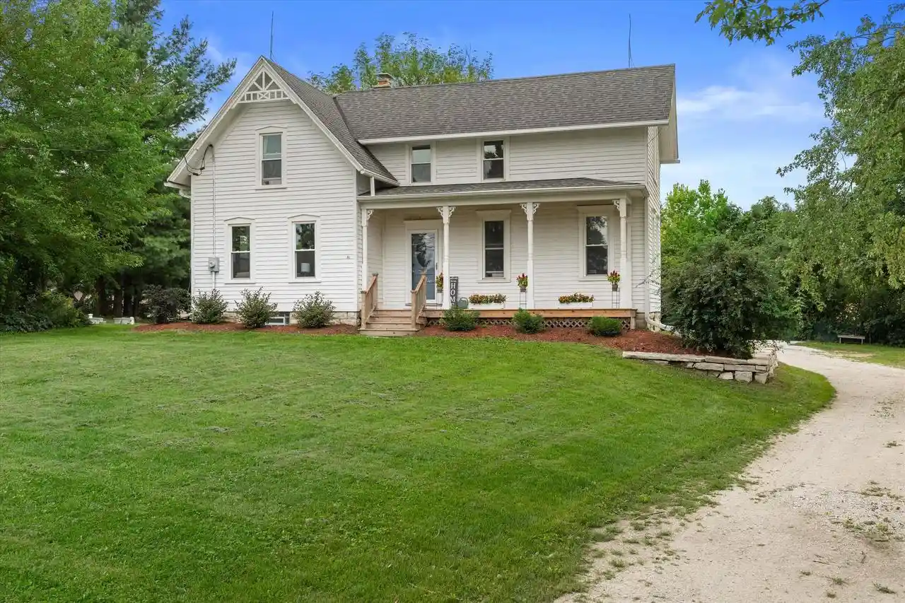 Single family home for sale at N4w22625 Bluemound Rd, Waukesha, WI 53186 | MLS# 1980106
