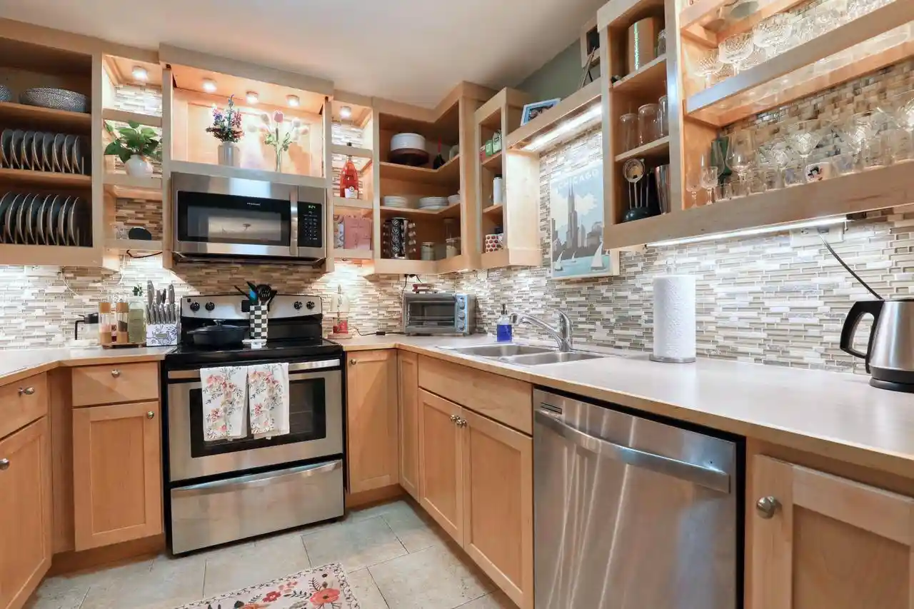 Photo 1 of Condo for sale at 5200 S Tuckaway Blvd #365, Milwaukee, WI 53221 | MLS# 1980122 | Listing updated on 2026-09-16