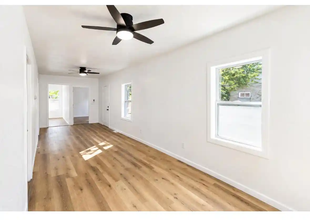 Photo 3 of Single family home for sale at 717 Hubbard St, Racine, WI 53402 | MLS# 1980123 | Listing updated on 2026-09-10