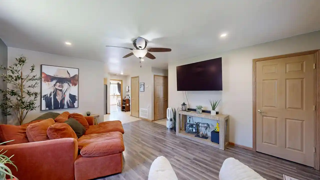 Photo 3 of Sale Pending at 608 Center St, Boscobel, WI 53805 | MLS# 1980129 | Listing updated on 2026-10-06