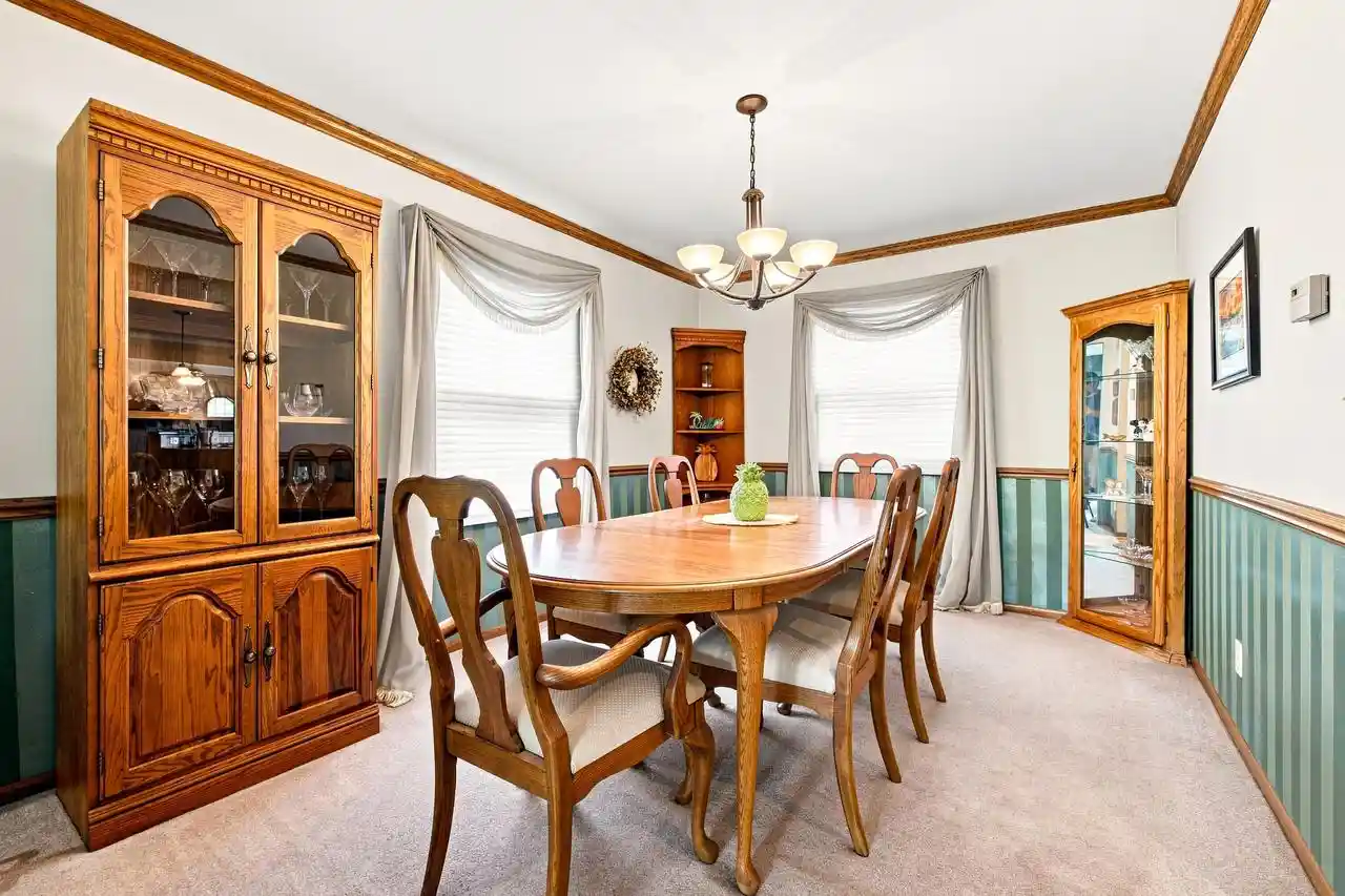 Photo 3 of Single family home for sale at N48w25418 Aberdeen Dr, Pewaukee, WI 53072 | MLS# 1980141 | Listing updated on 2026-09-25