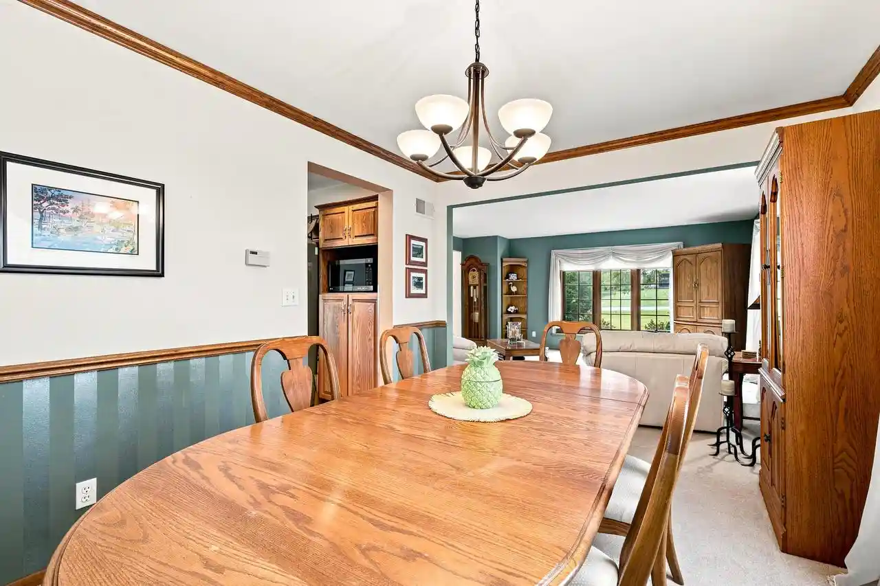 Photo 4 of Single family home for sale at N48w25418 Aberdeen Dr, Pewaukee, WI 53072 | MLS# 1980141 | Listing updated on 2026-09-25