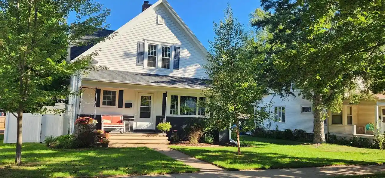 Photo 1 of Single family home for sale at 816 Steuben St, Wausau, WI 54403 | MLS# 22604501 | Listing updated on 2026-09-13