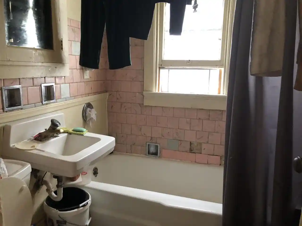 Photo 4 of Single family home for sale at 2464 W Lloyd St, Milwaukee, WI 53205 | MLS# 1980146 | Listing updated on 2026-09-17