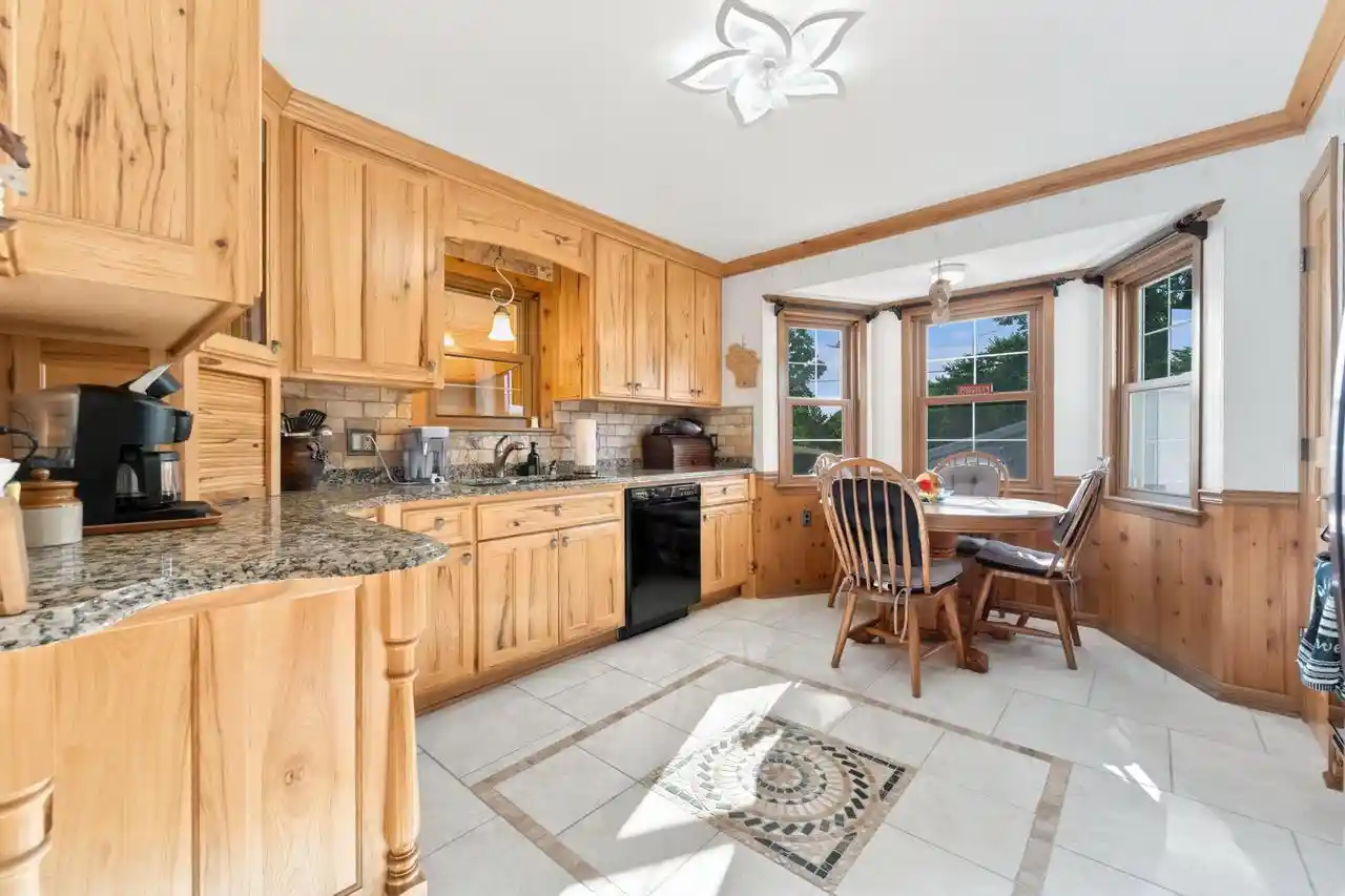 Photo 3 of Single family home for sale at 4237 S 4th Street, Milwaukee, WI 53207 | MLS# 1980150 | Listing updated on 2026-09-17